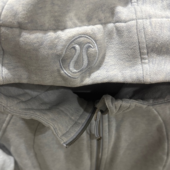 Lululemon Athletica full zip Hoodie - Picture 2 of 4